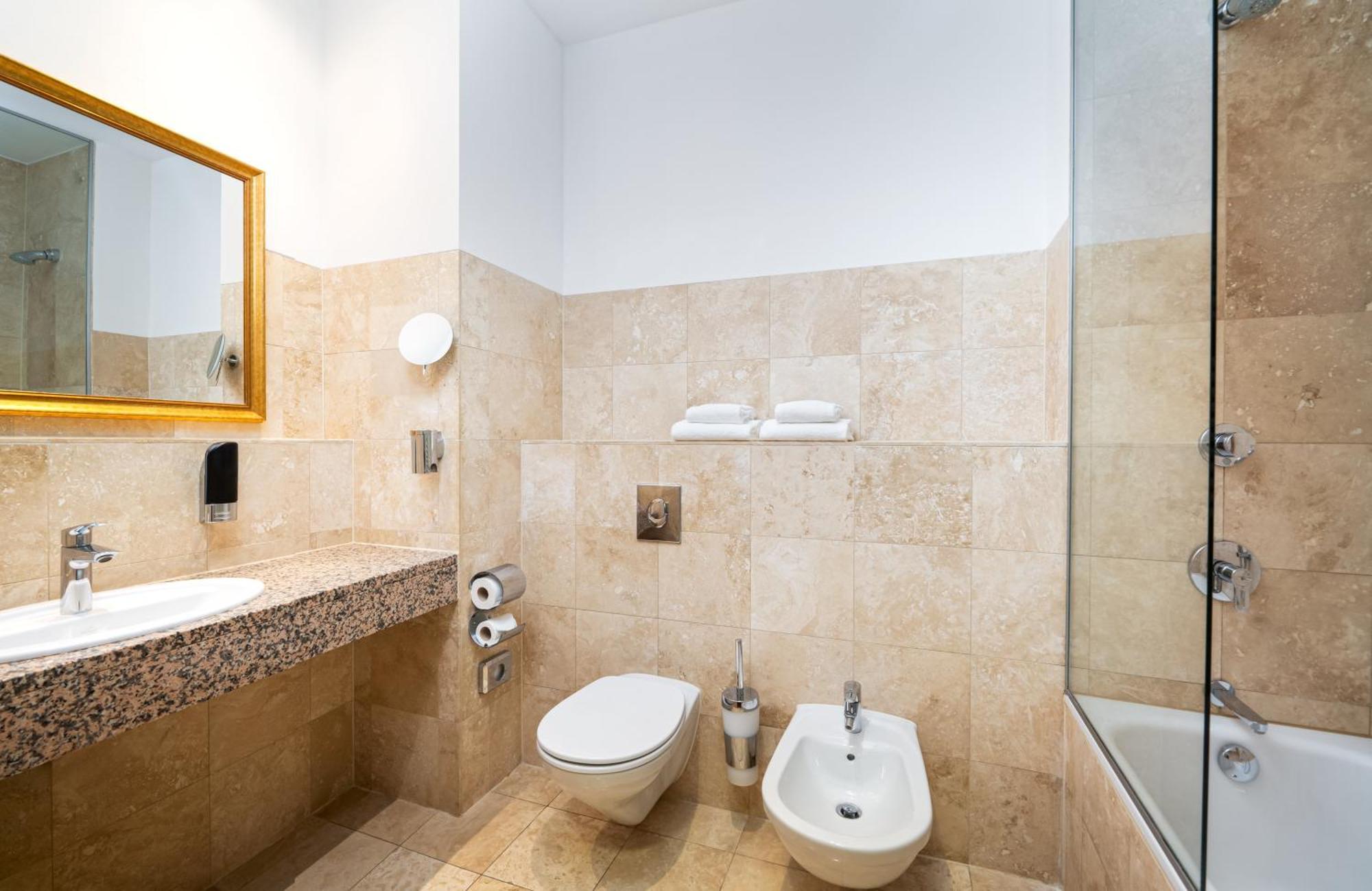 Leonardo Hotel Berlin Ku'Damm Luaran gambar